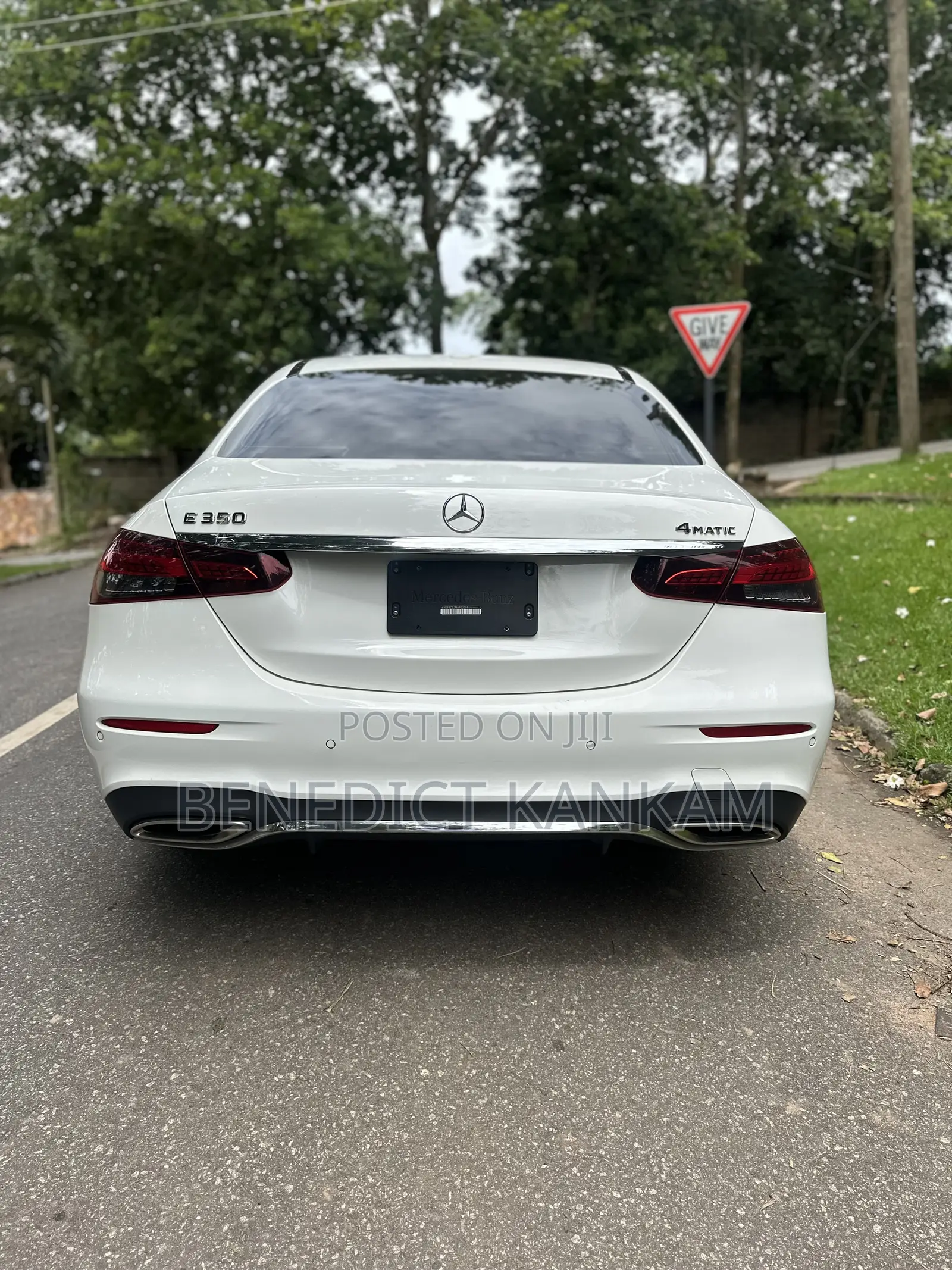 Mercedes-Benz E350 2021 White