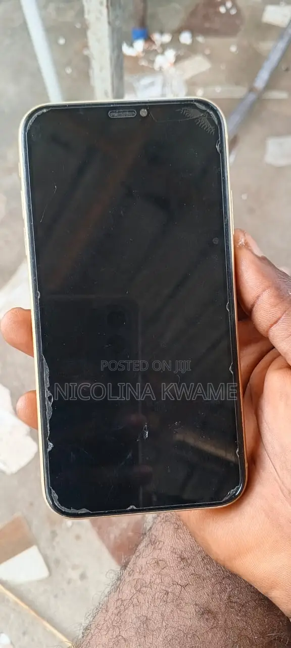 Apple iPhone XR 128 GB Yellow