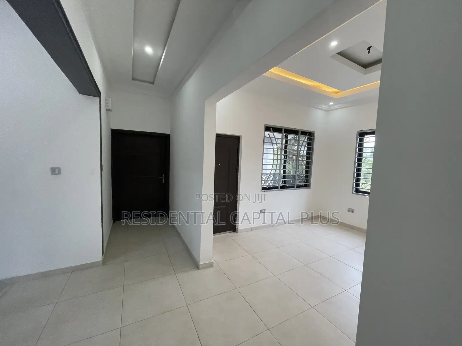 4bdrm Duplex in Spintex for sale