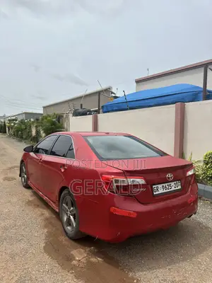 Toyota Camry 2014 Red