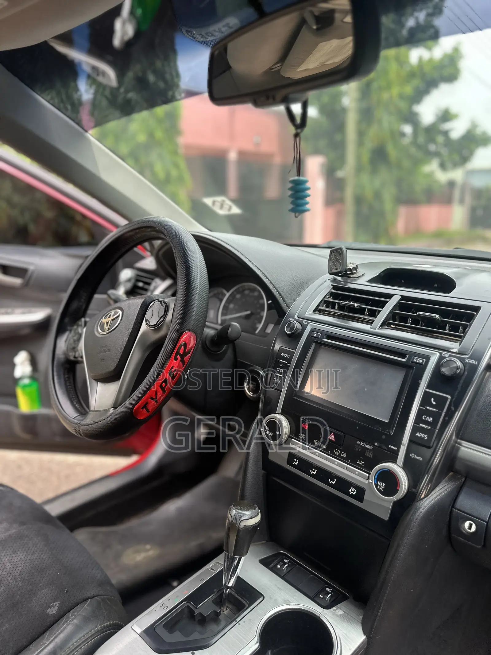 Toyota Camry 2014 Red