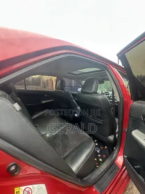Toyota Camry 2014 Red