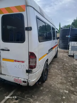 Mercedes-Benz Sprinter 1999 White