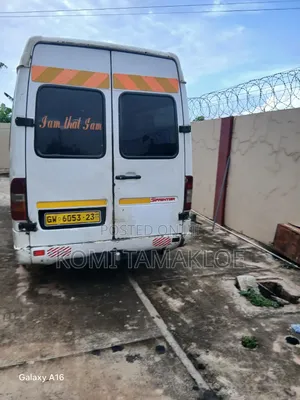 Mercedes-Benz Sprinter 1999 White
