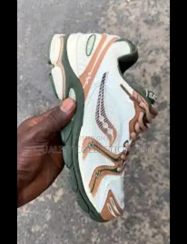 Saucony Progrid Omni 9