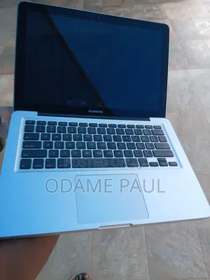 Laptop Apple MacBook Pro 4GB Intel Core i5 SSHD+SSD 500GB