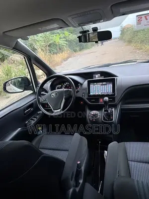 Toyota Voxy 2015 White