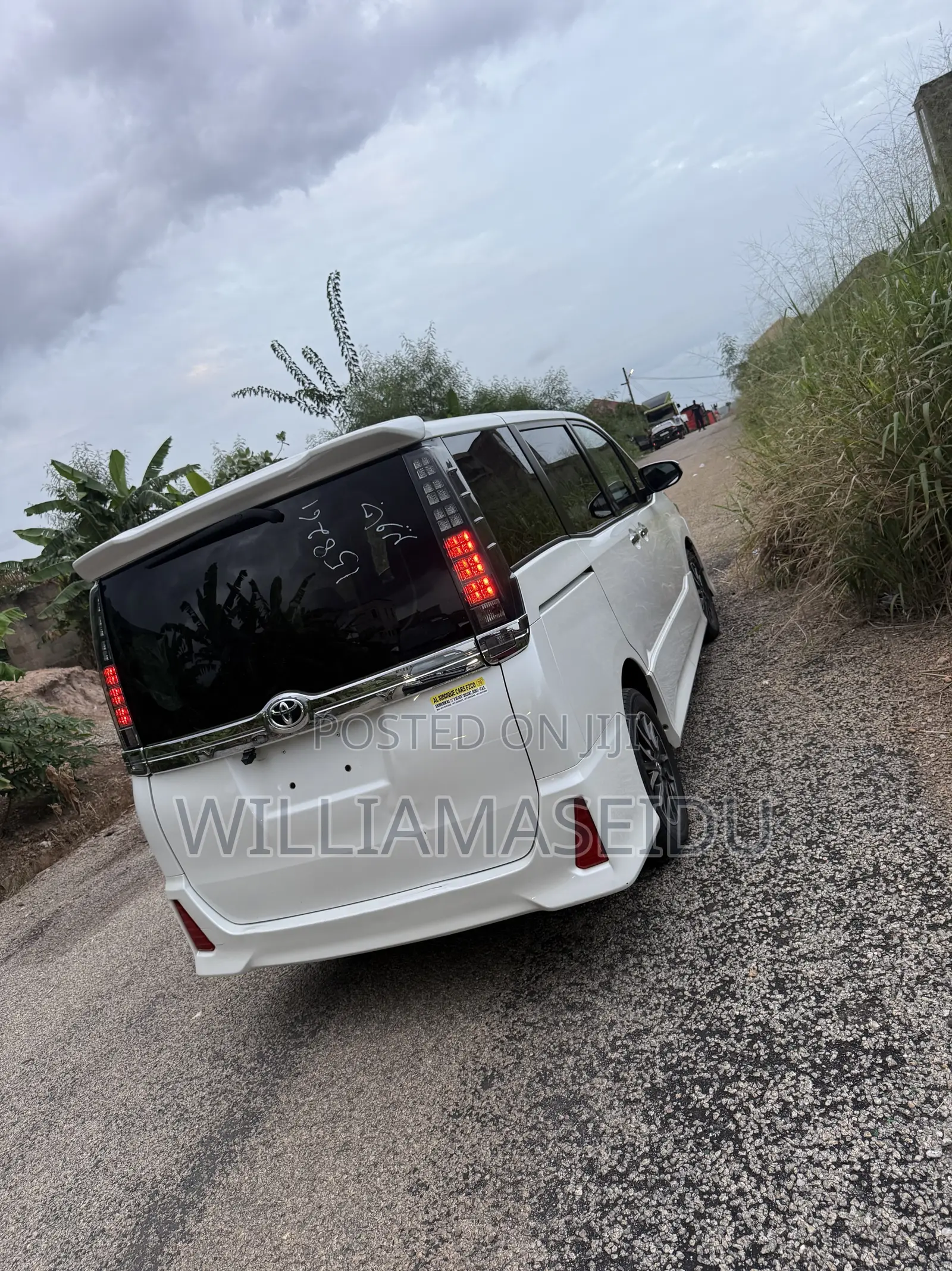 Toyota Voxy 2015 White