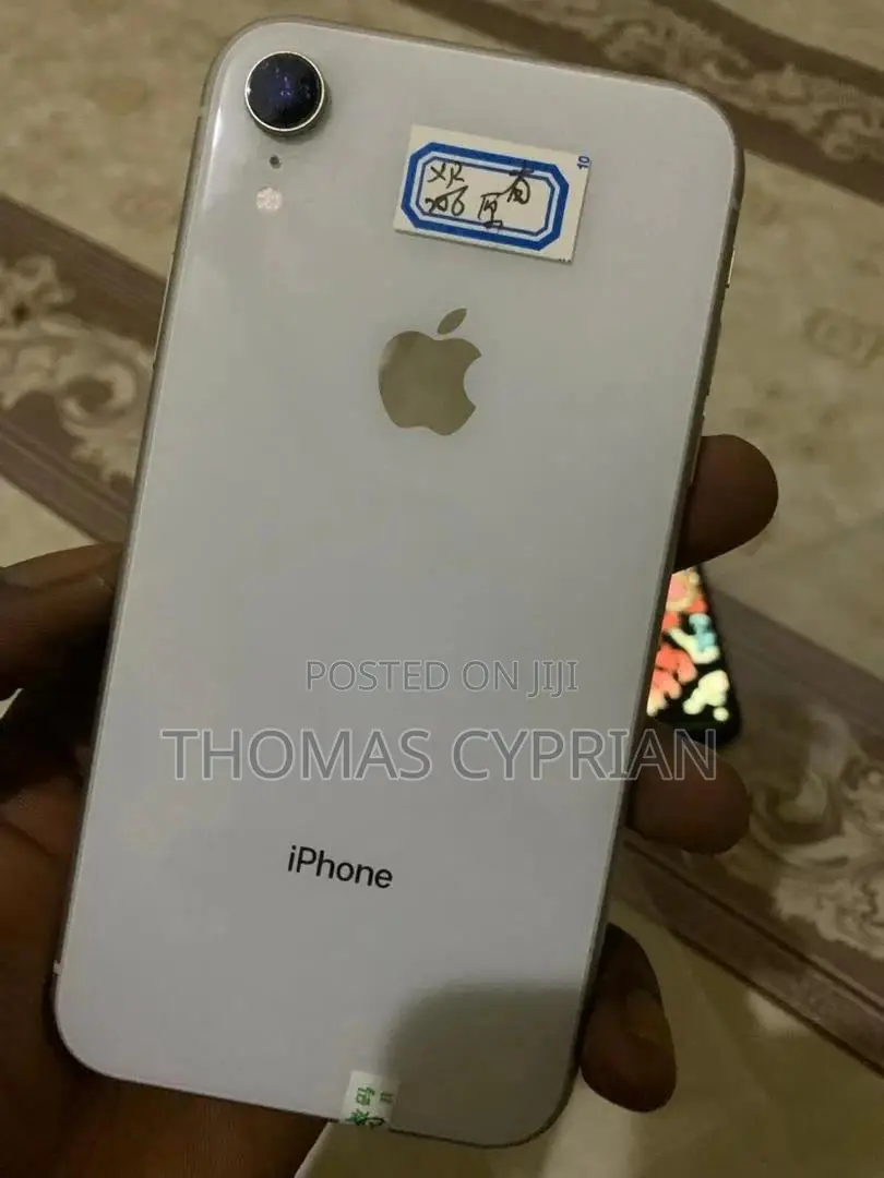 Apple iPhone XR 128 GB White