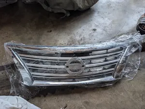 Nissan Sentra 2013,2014,2015 Top Grille / Top Shell/Grille