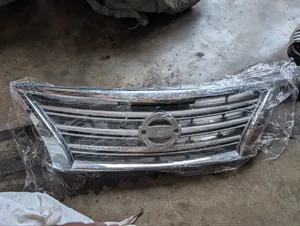 Nissan Sentra 2013,2014,2015 Top Grille / Top Shell/Grille