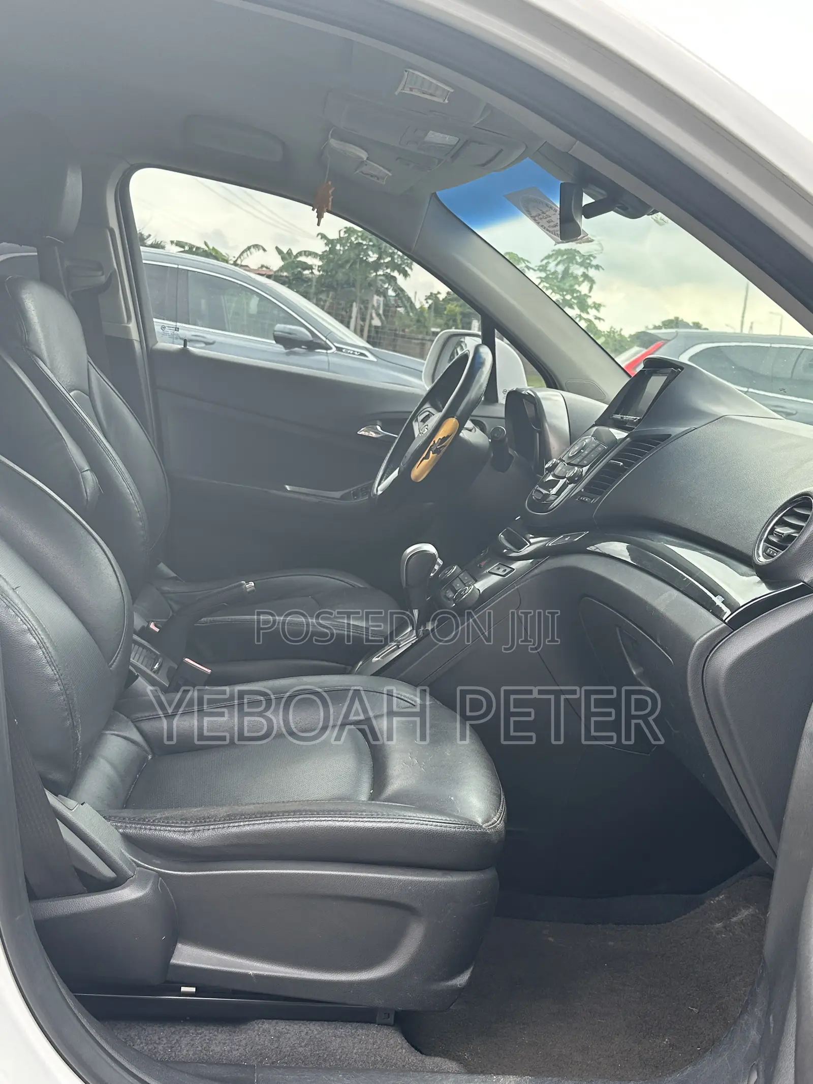 Chevrolet Orlando 2015 White