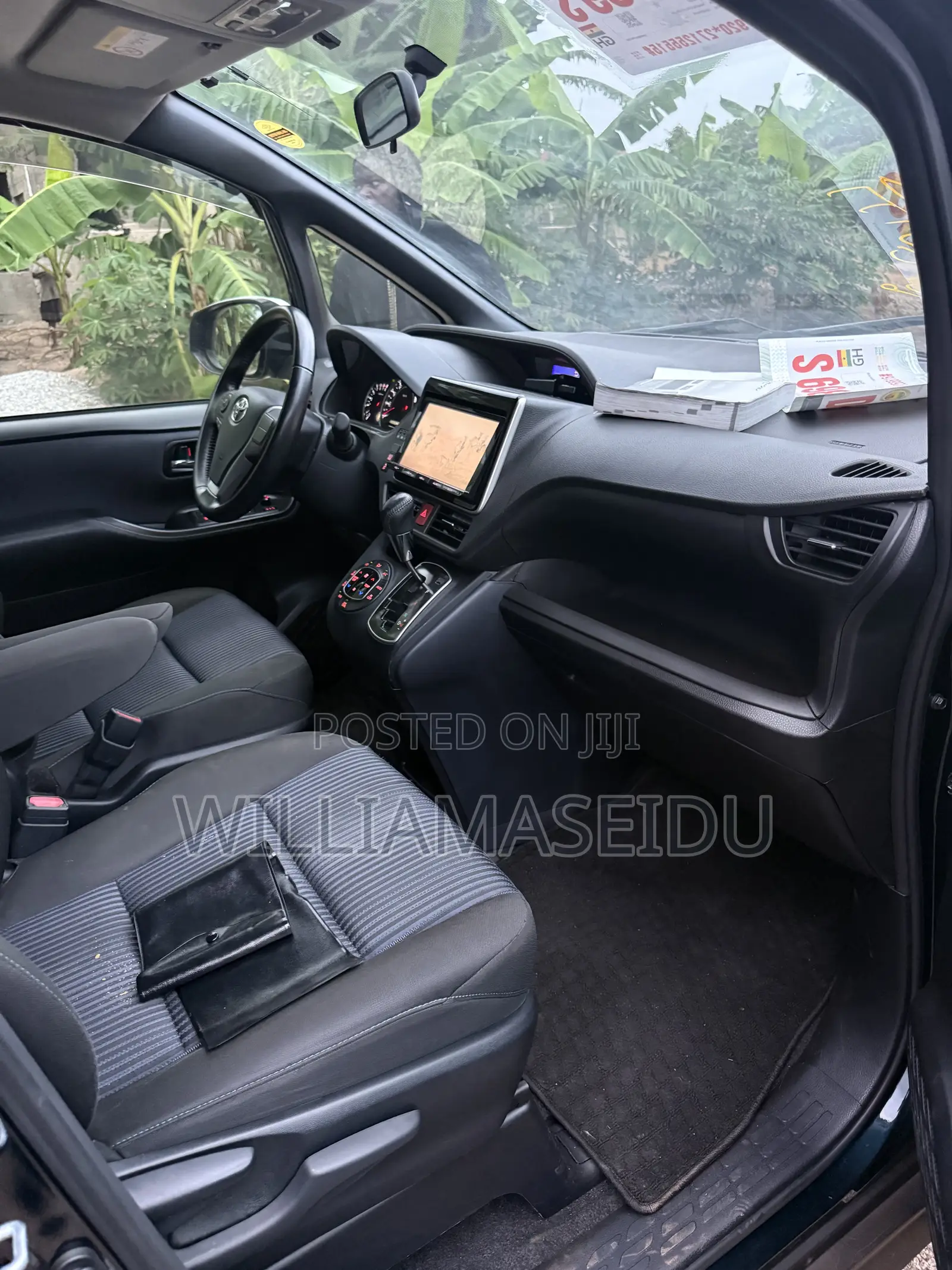Toyota Voxy 2015 Teal