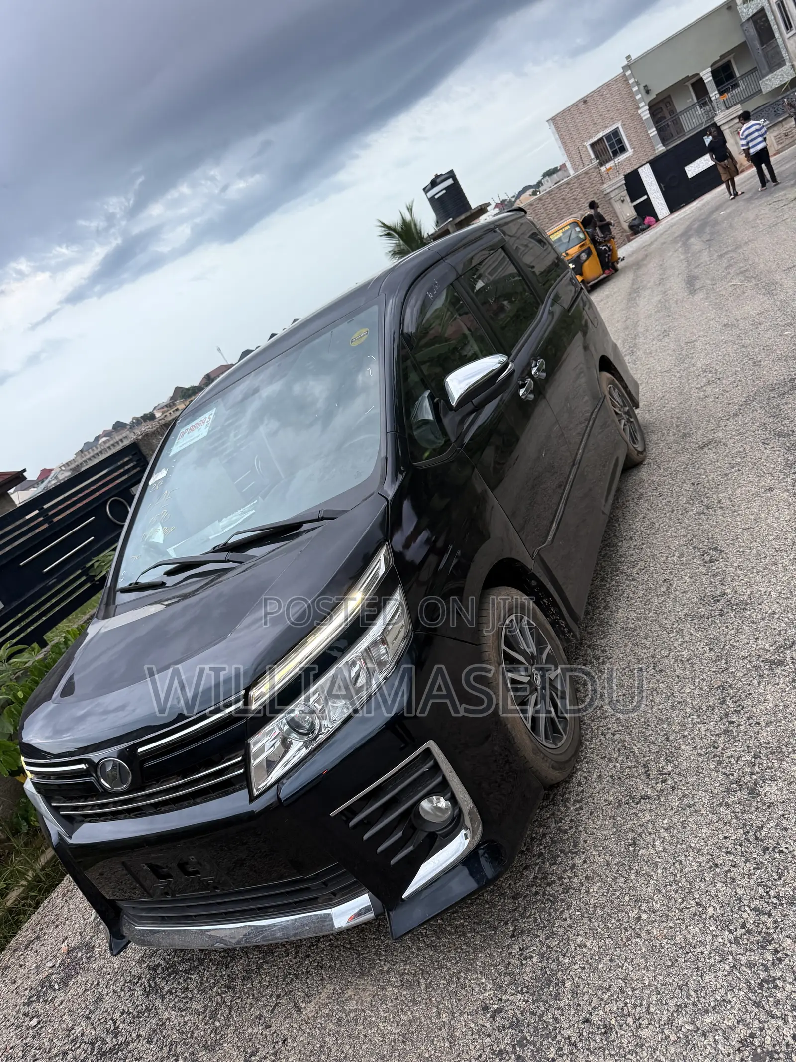 Toyota Voxy 2015 Teal