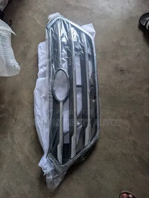 Hyundai Tucson 2016 - 2019 Top Grille/ Front Grille / Shell