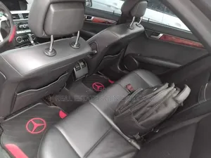 Mercedes-Benz C250 2013 Black