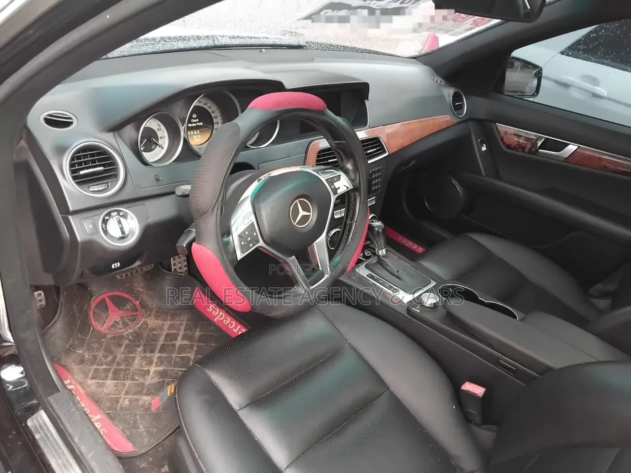 Mercedes-Benz C250 2013 Black