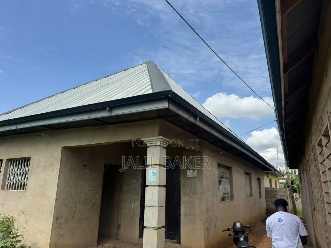 2bdrm House in Main Station for sale