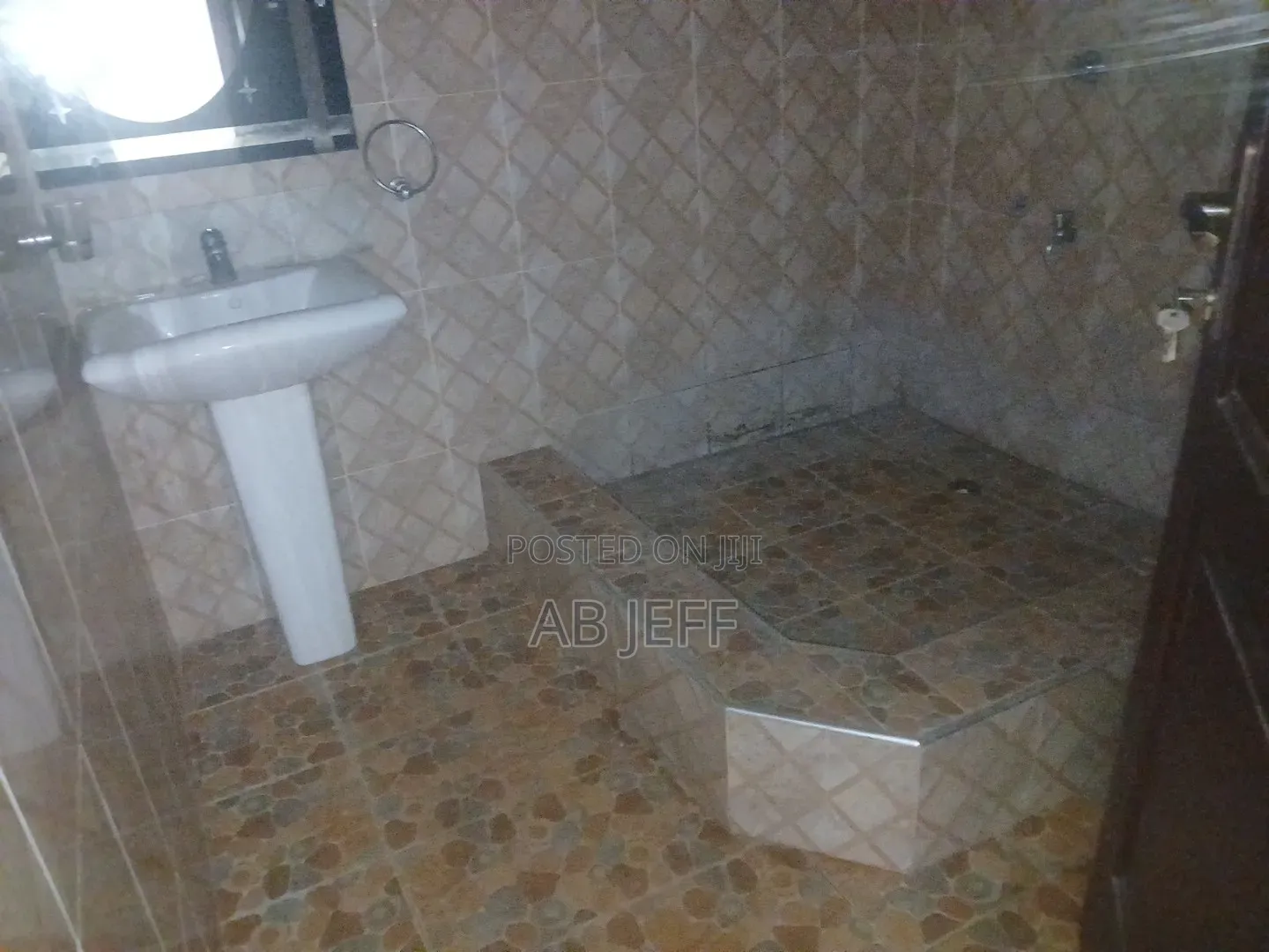 3bdrm Apartment in Patasi, Kumasi Metropolitan for rent
