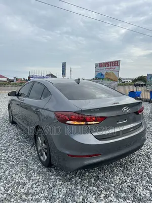 Hyundai Elantra 2017 Gray