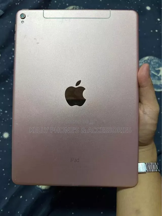 Apple iPad 9.7 128 GB Silver