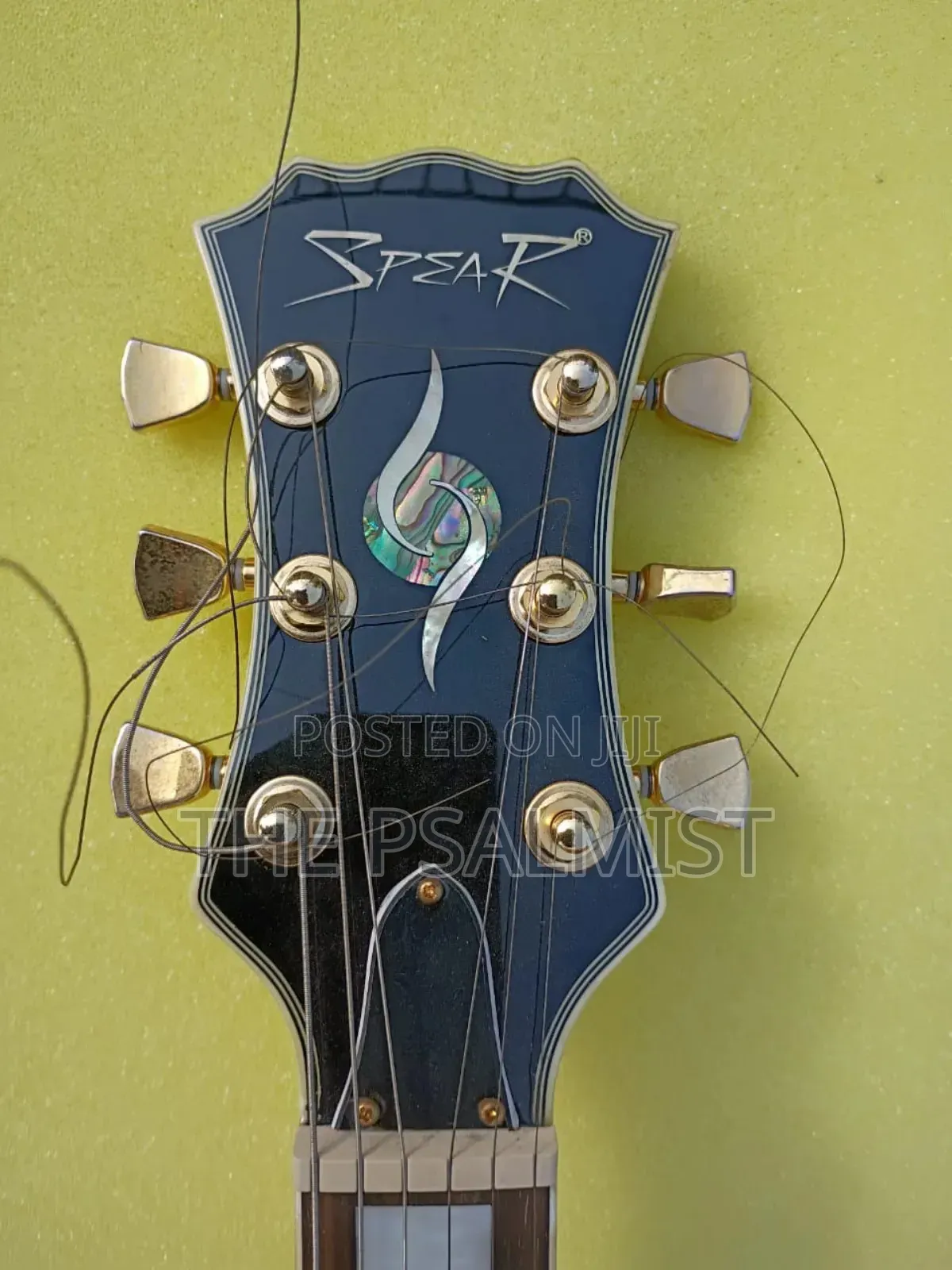 Spear Rd-250 Les Paul Guitar Golden Style