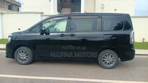 Toyota Voxy 2013 Black