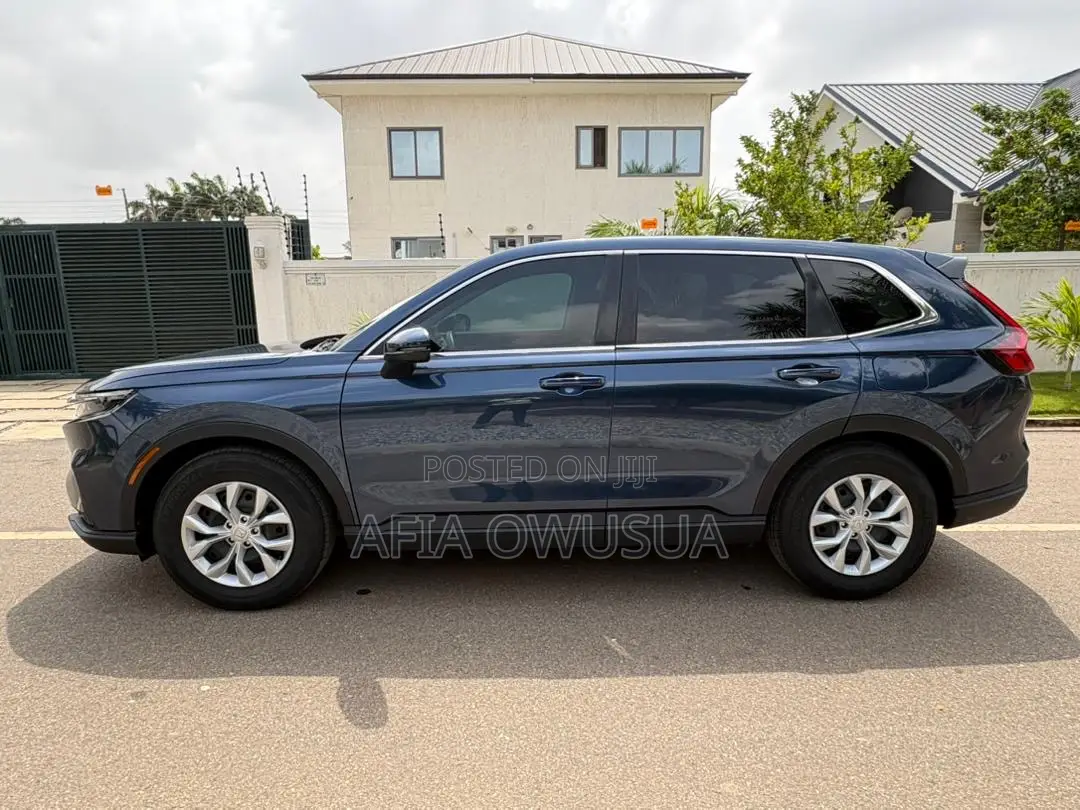Honda CR-V LX 2WD 2023 Gray