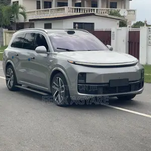 Li Auto L9 1.5 Hybrid AWD 2022 Silver