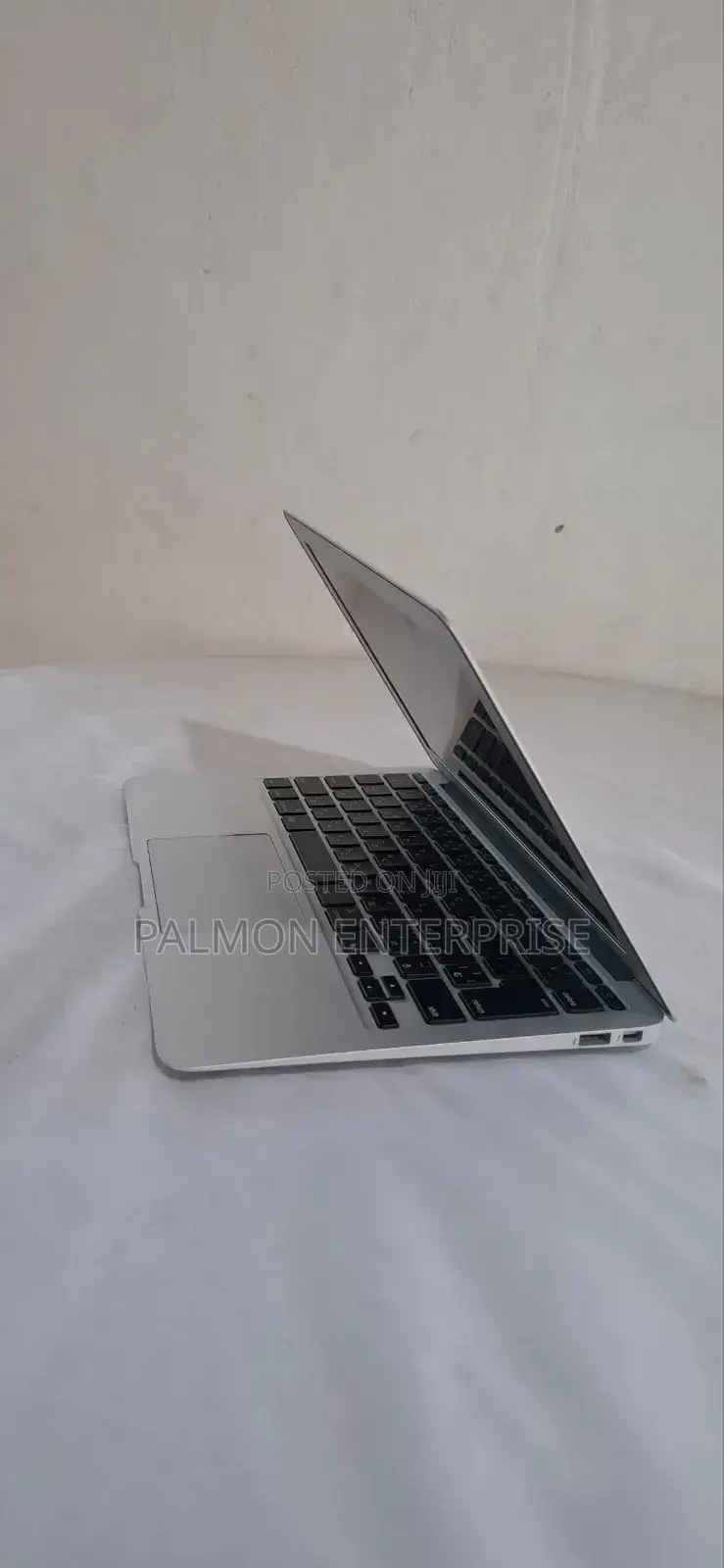 Laptop Apple MacBook Air 2017 8GB Intel Core i5 HDD 128GB