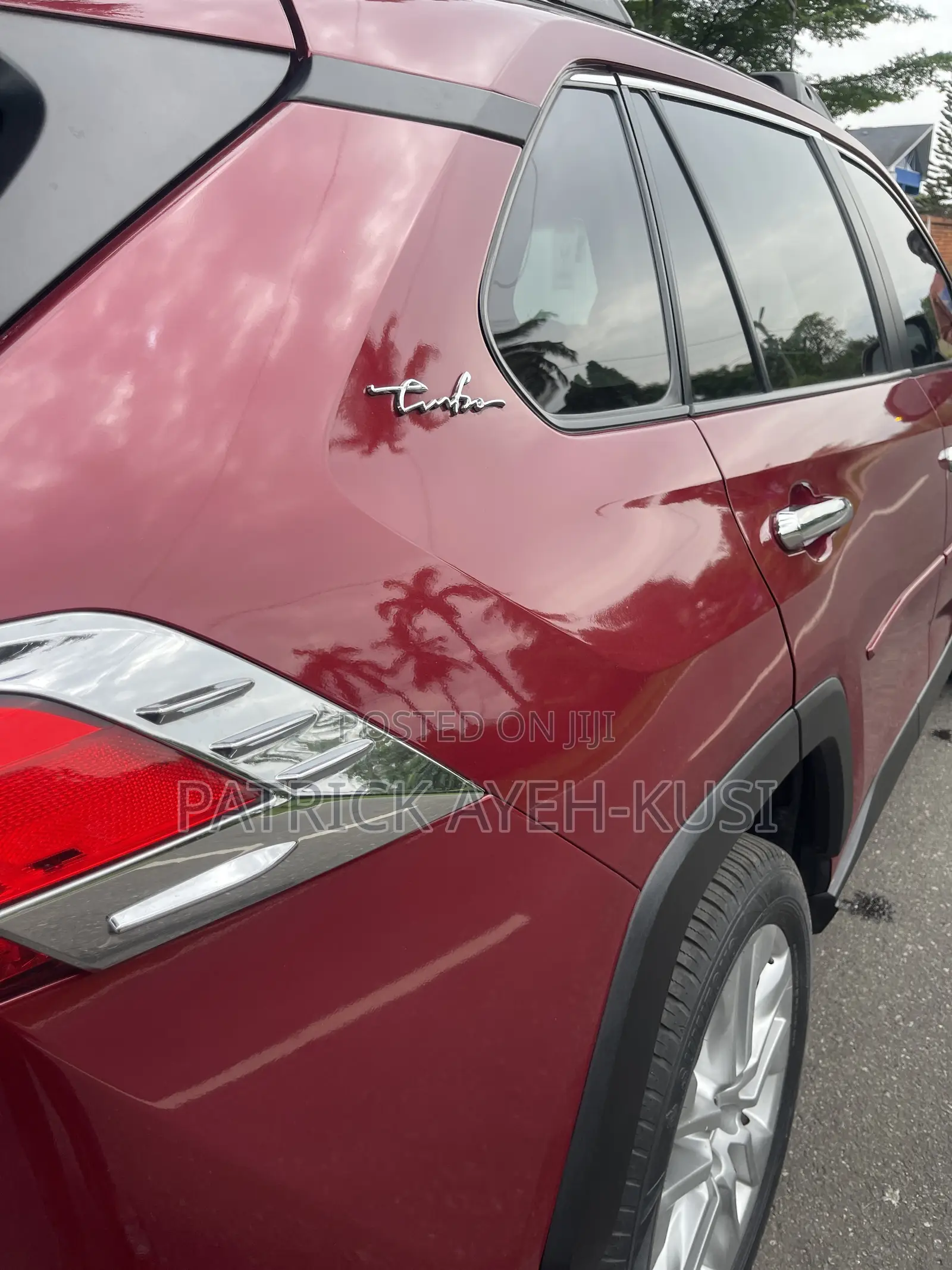 Toyota RAV4 XLE Premium AWD 2024 Red