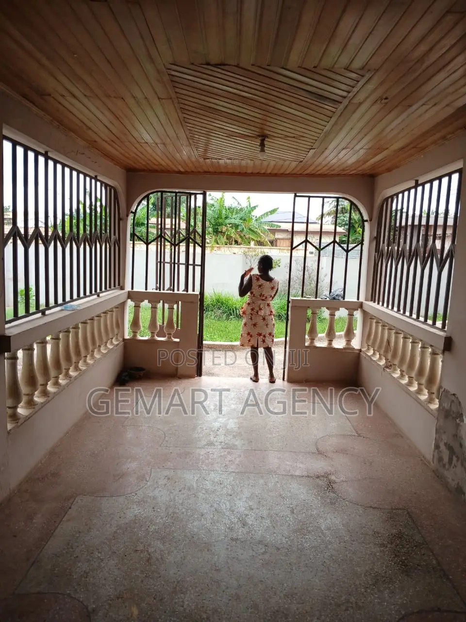 5bdrm Apartment in Taifa Bukina for rent