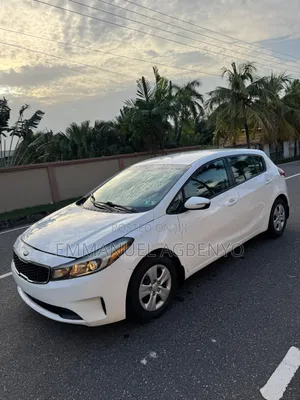 Kia Forte EX Sedan 2017 White
