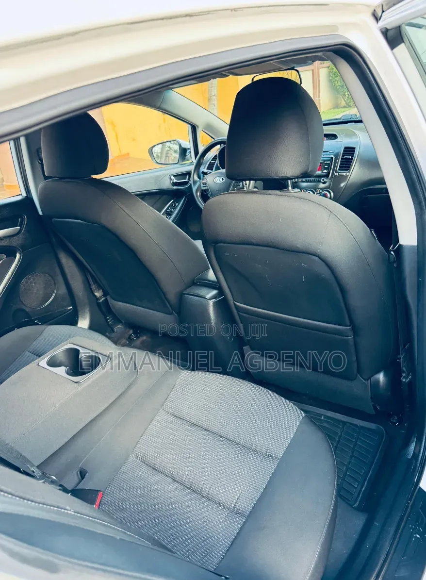 Kia Forte EX Sedan 2017 White