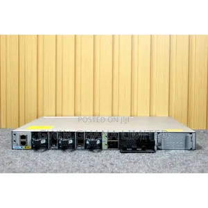 Cisco C3850-24t. 24port Gigabit Layer 3 Managed Switch.