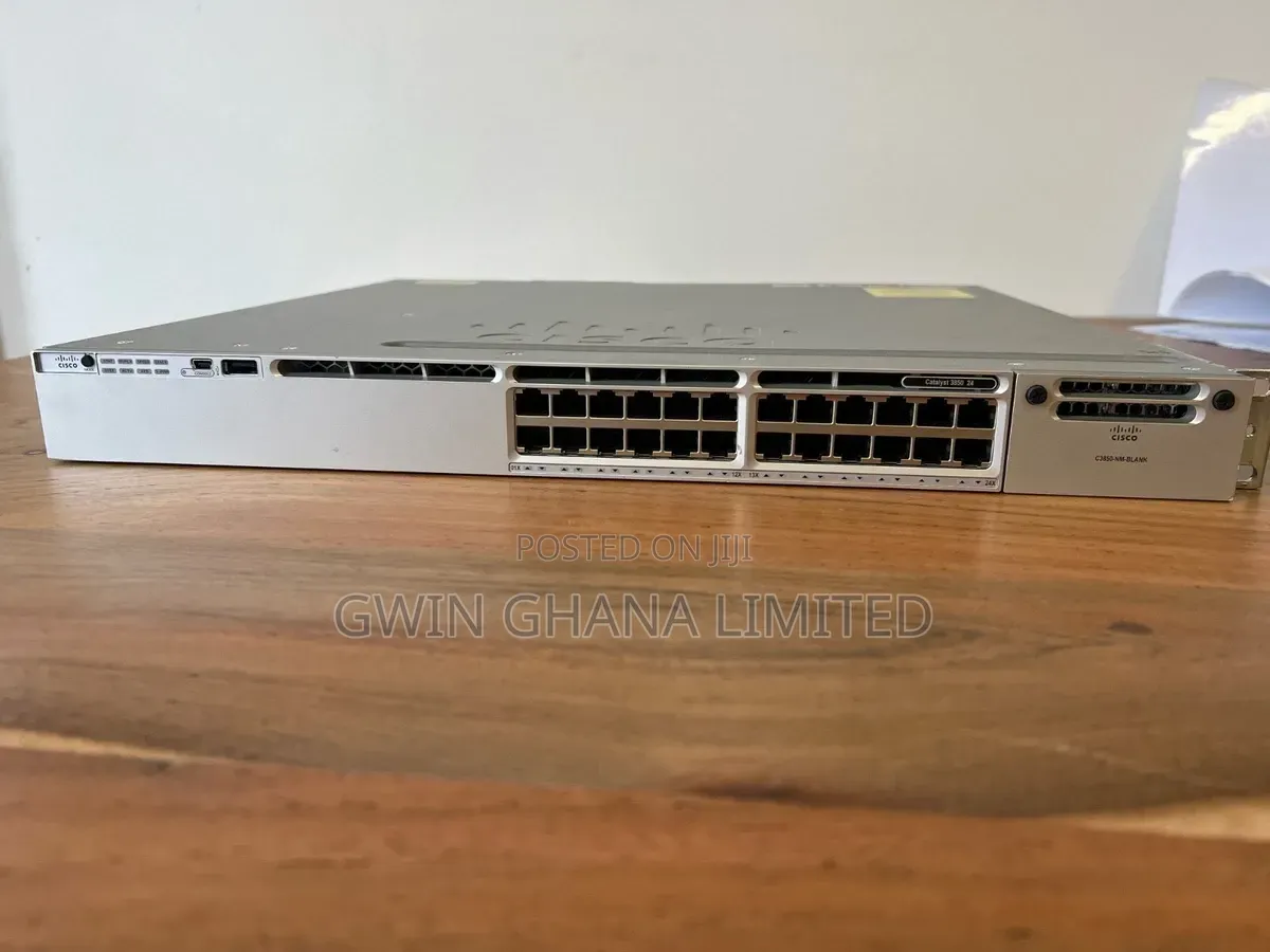 Cisco C3850-24t. 24port Gigabit Layer 3 Managed Switch.