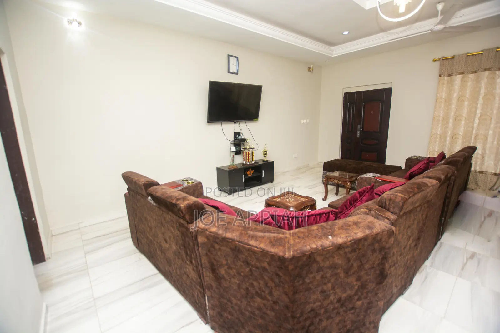 Yaa Asantewaa Executive Lodge Short Stay