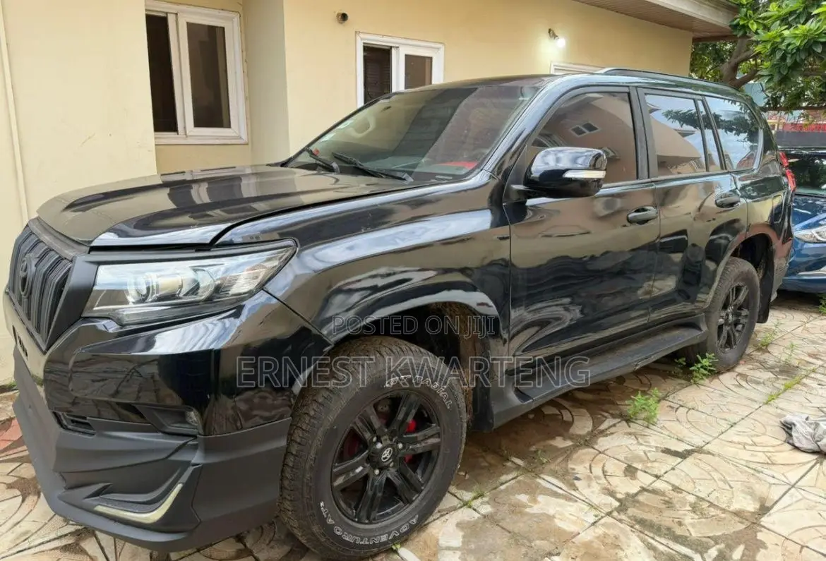 Toyota Land Cruiser 2017 Black