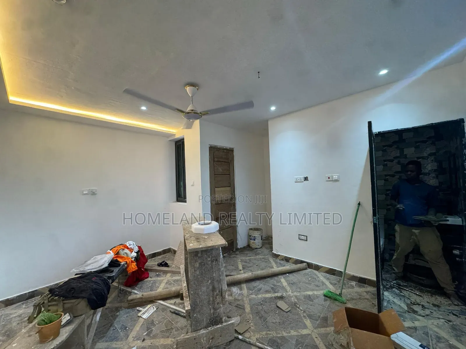 1bdrm Apartment in Ashaley Botwe, School Junction for rent