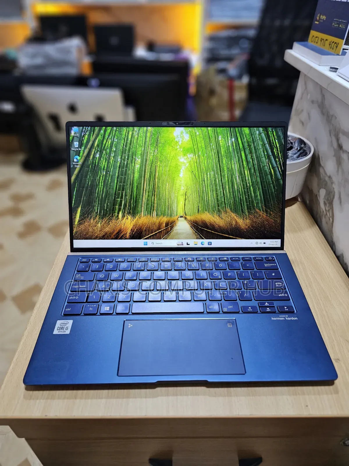 Laptop Asus ZenBook UX430UA 8GB Intel Core i5 SSD 256GB