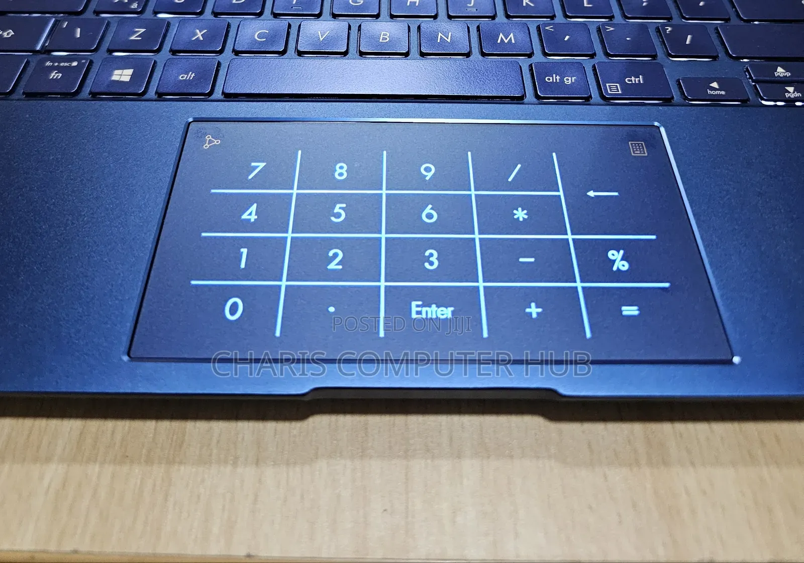 Laptop Asus ZenBook UX430UA 8GB Intel Core i5 SSD 256GB