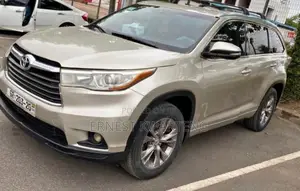 Toyota Highlander 2015 Silver