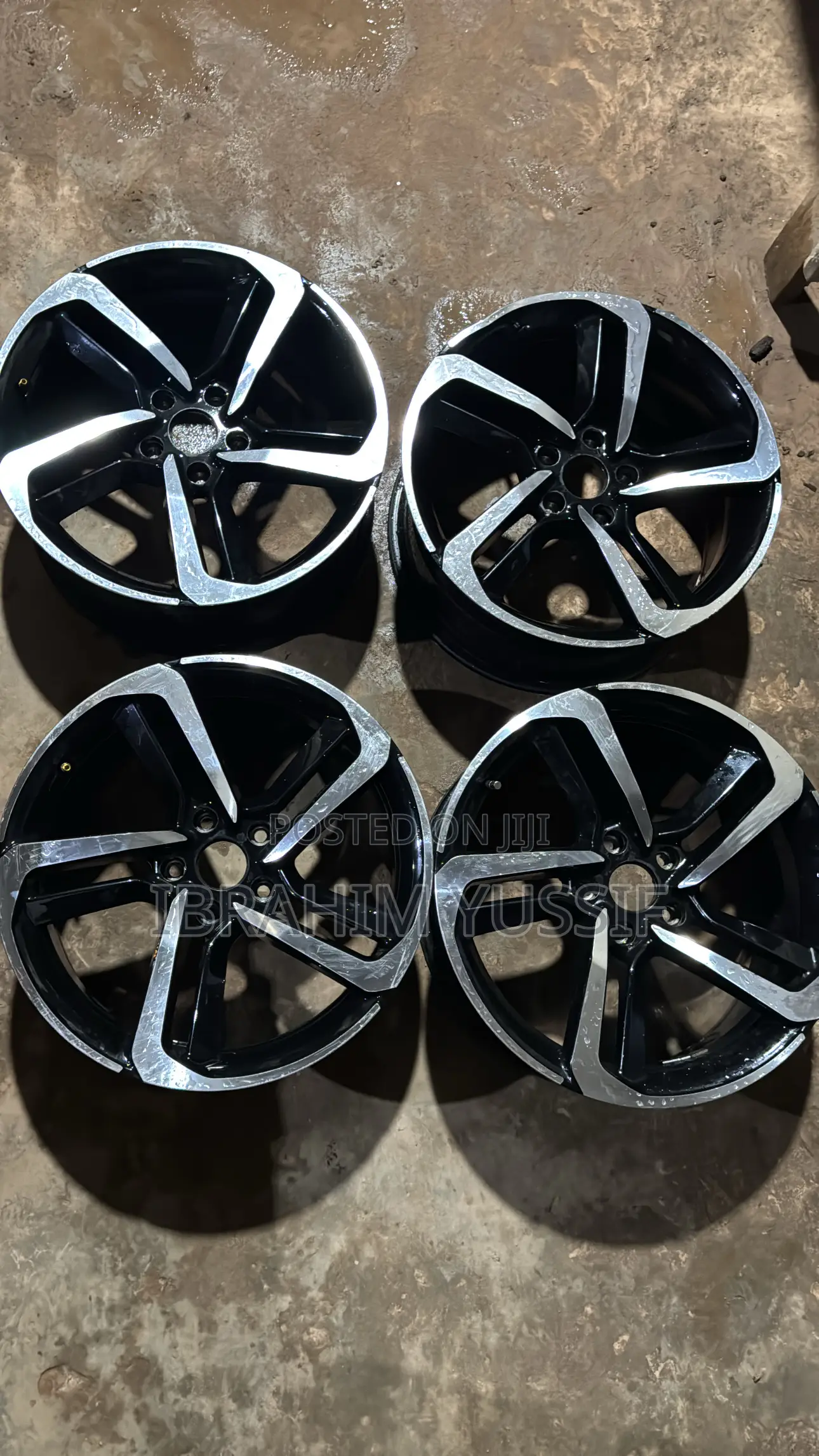 Rim 18 Set Neat Available