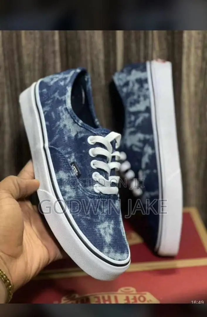 Affordable Footwear - Vans Collection Available- Unisex