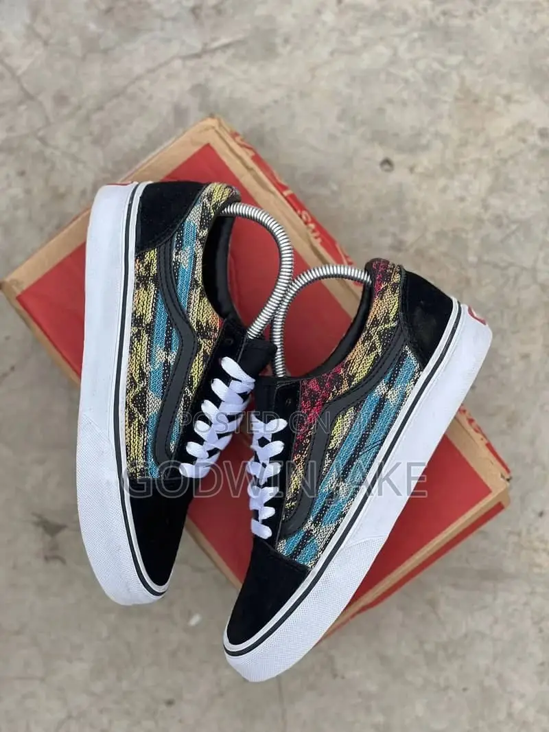 Affordable Footwear - Vans Collection Available- Unisex