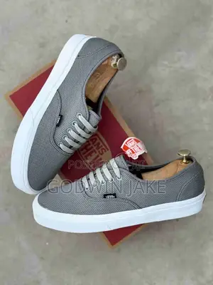 Affordable Footwear - Vans Collection Available- Unisex