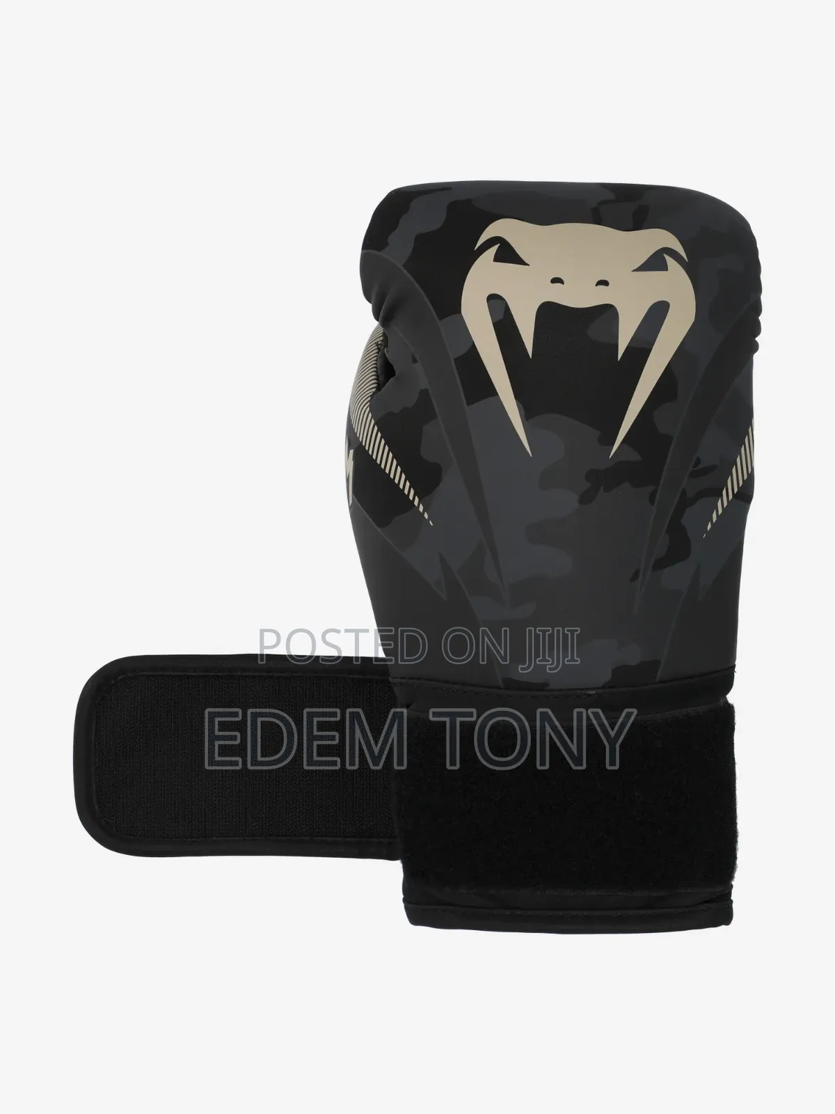 Venum Impact Boxing Gloves - 14oz
