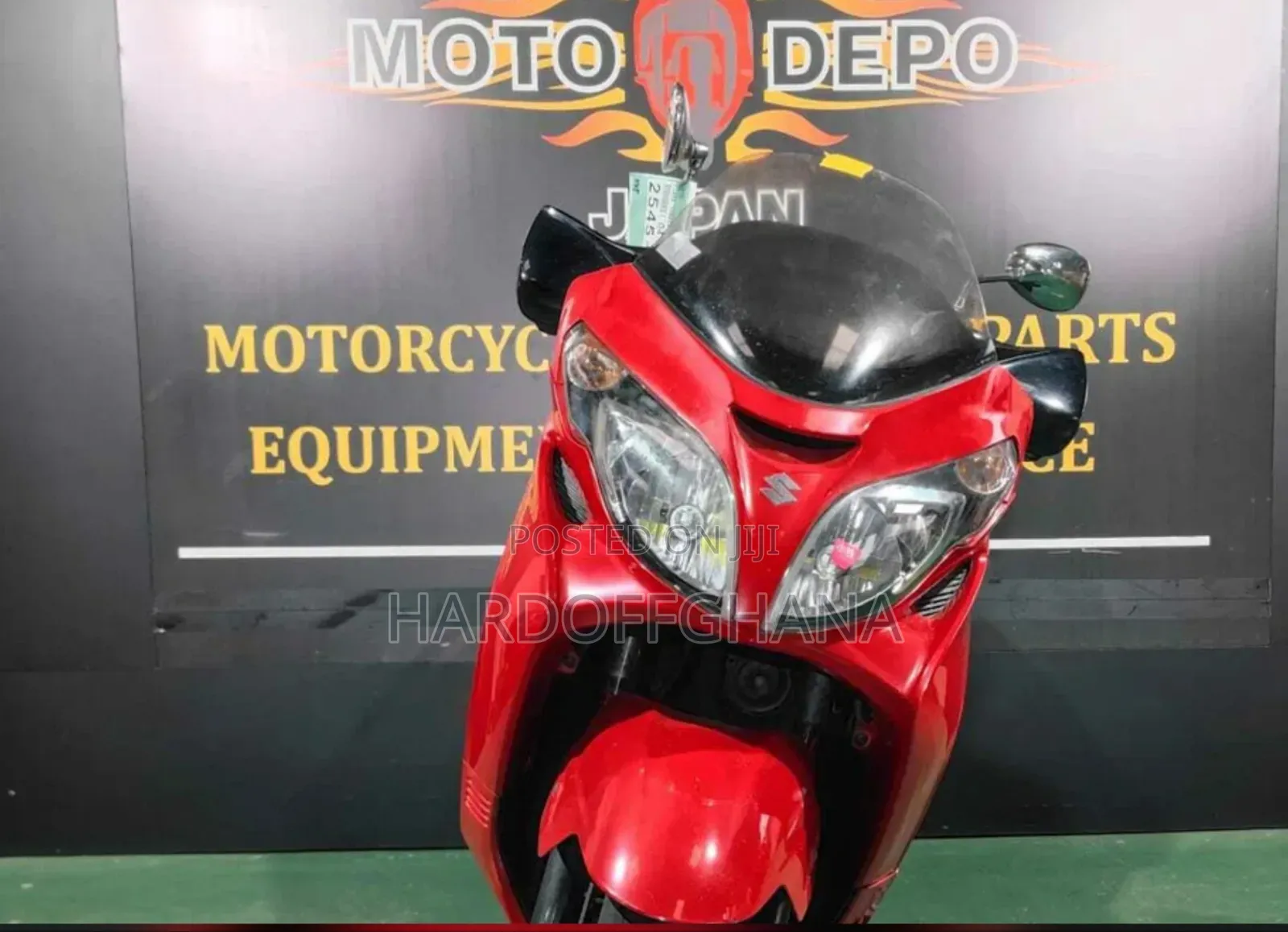 Suzuki Burgman 2018 Red