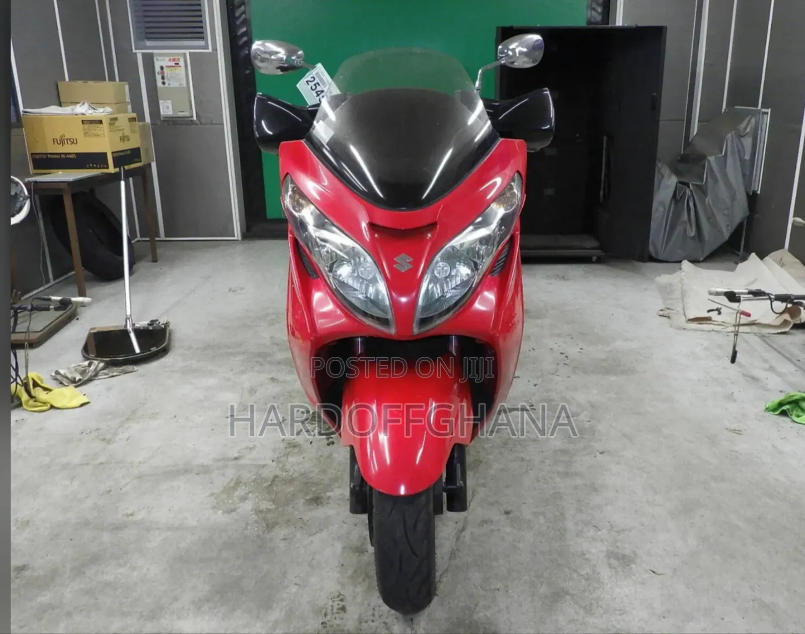 Suzuki Burgman 2018 Red