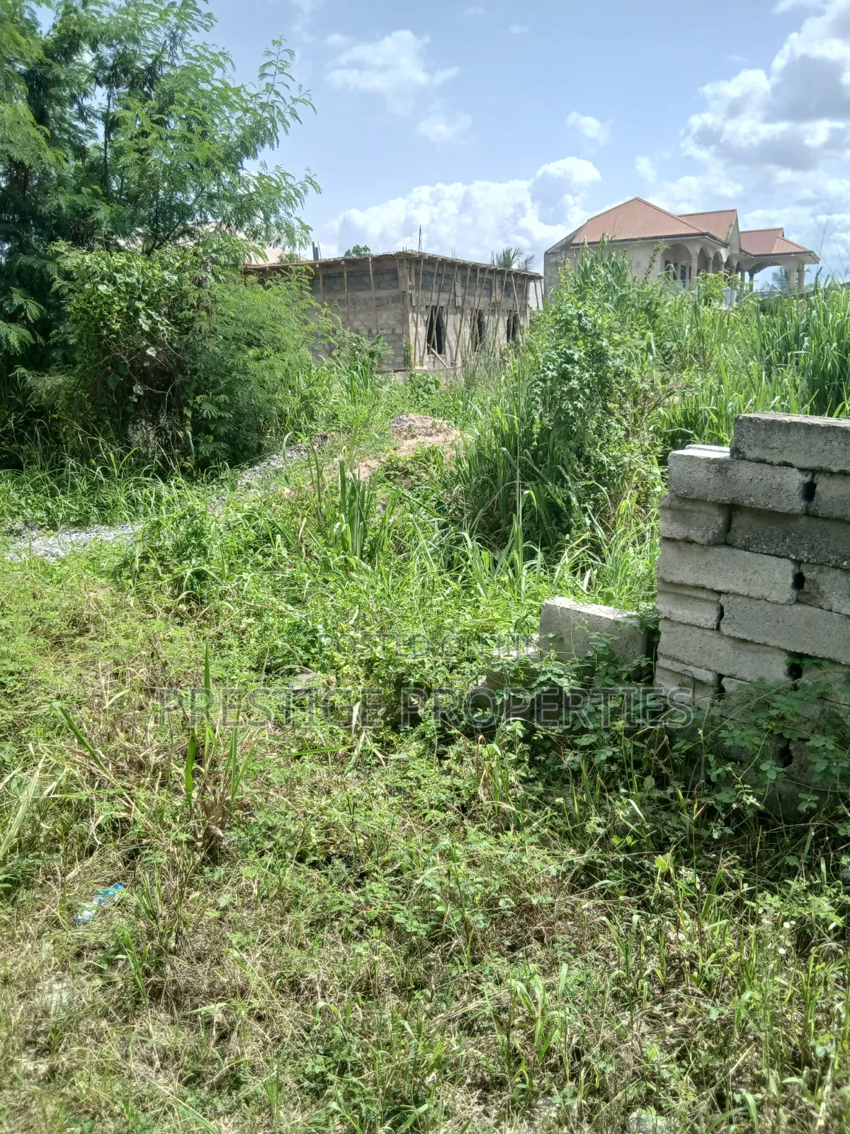 1plot of Land for Sale